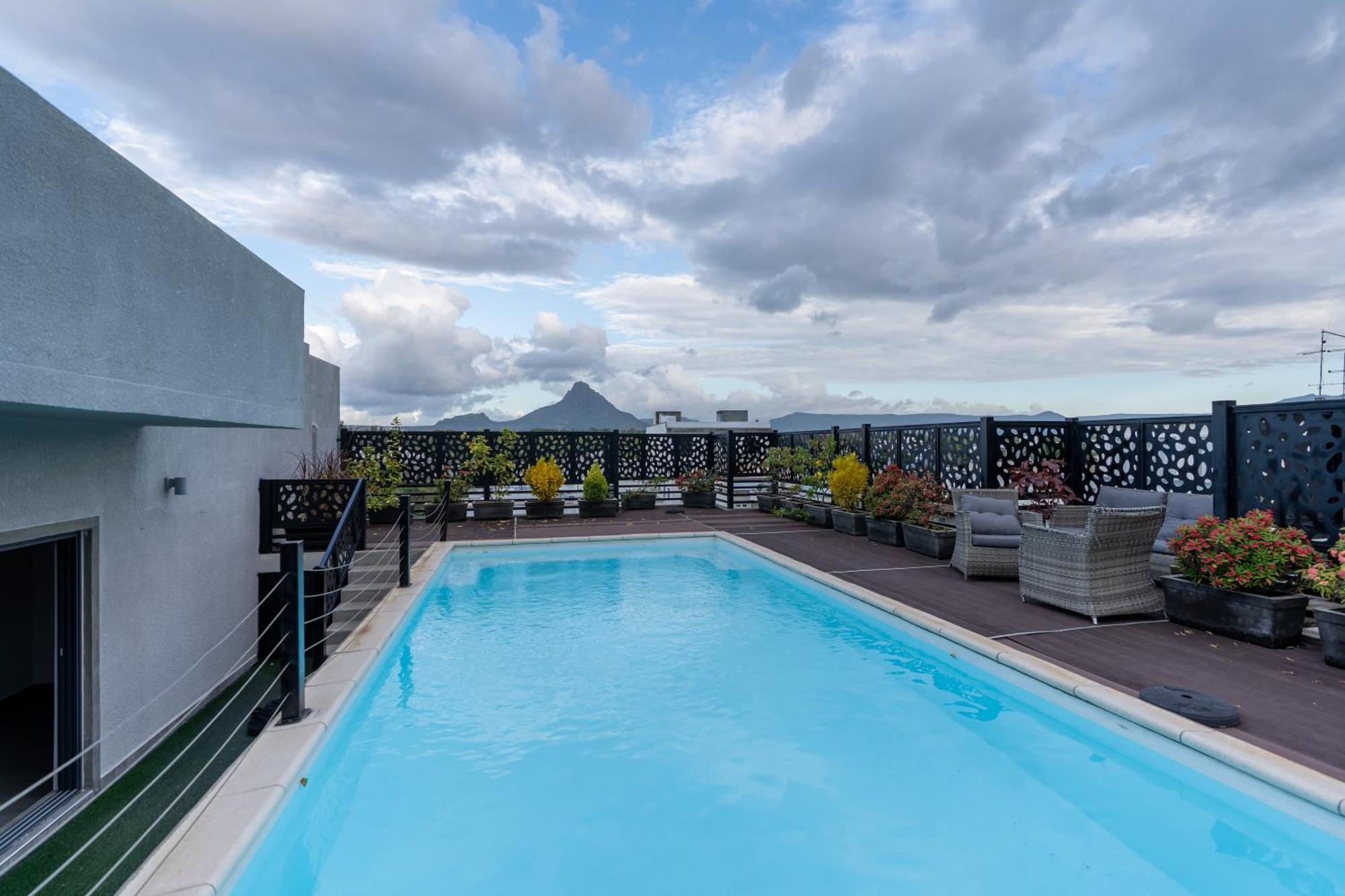 Shanti Haveli Beachfront Apartments Flic en Flac Luaran gambar
